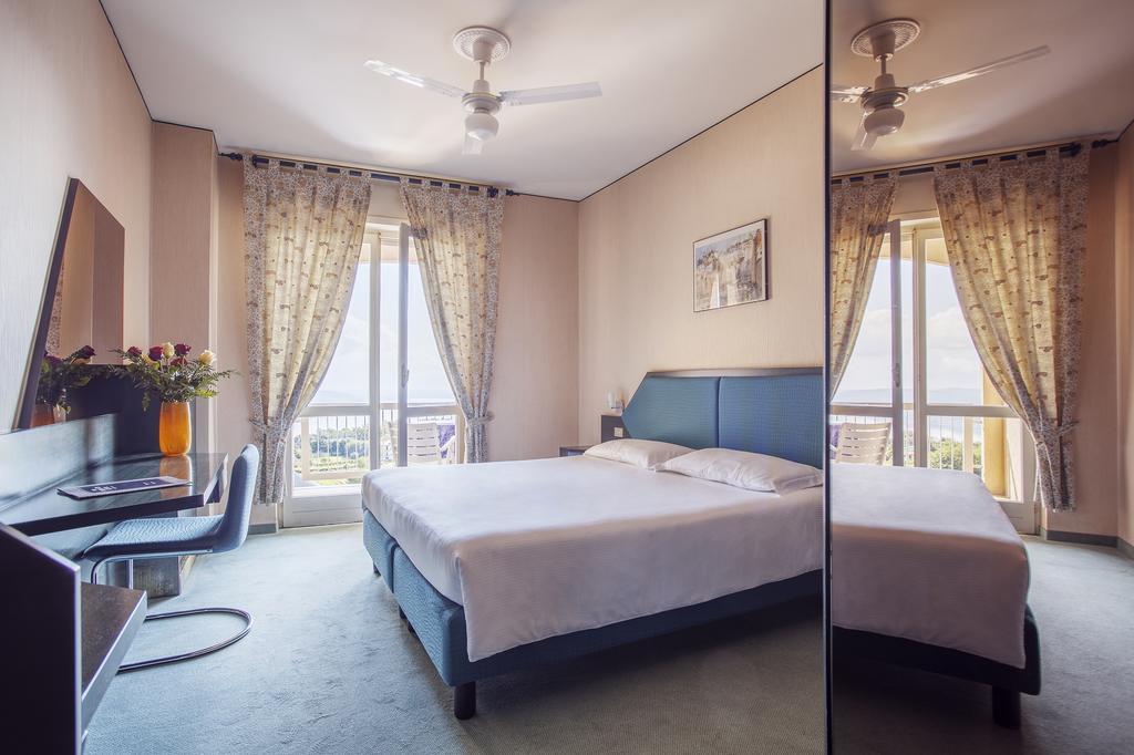 Tre Laghi Hotel Nebbiuno الغرفة الصورة