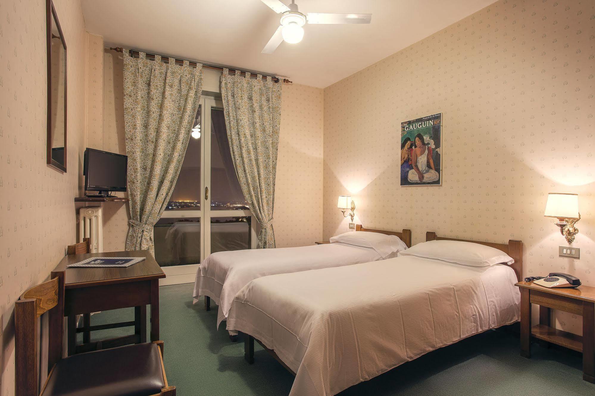 Tre Laghi Hotel Nebbiuno المظهر الخارجي الصورة