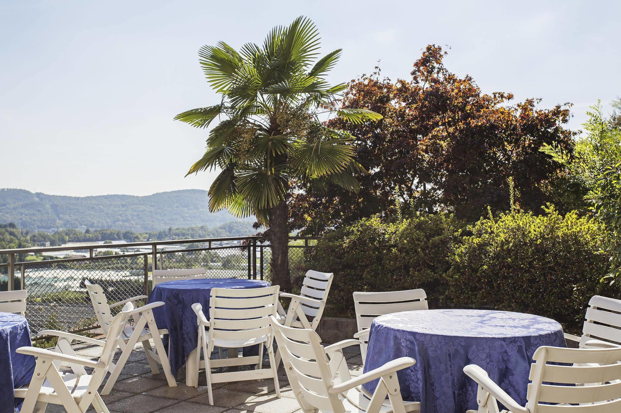 Tre Laghi Hotel Nebbiuno المظهر الخارجي الصورة
